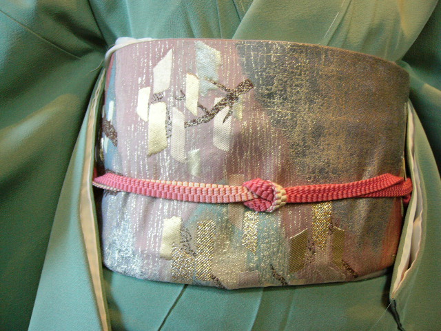 画像: ピンクとグレー地の袋帯