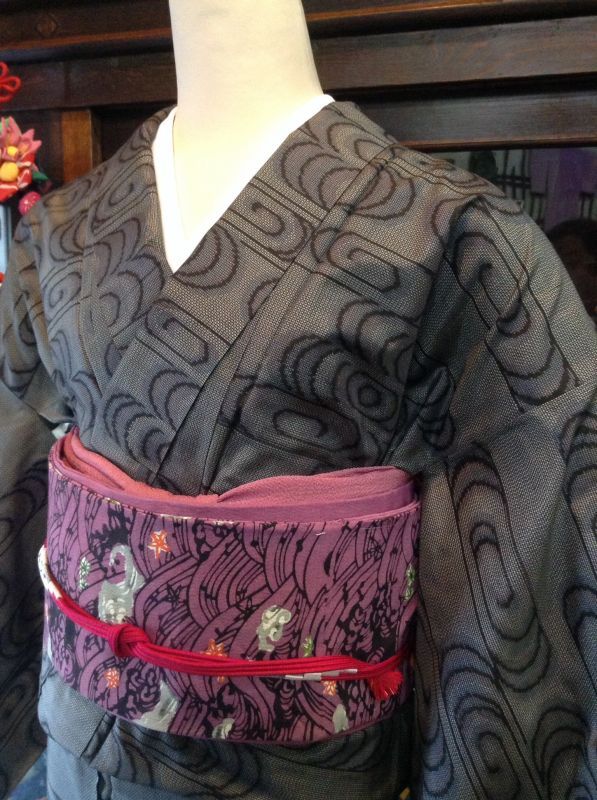 画像: 茶系大島紬の着物