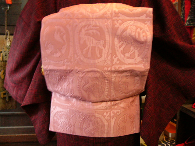 画像1: スモークピンクのしゃれ袋帯